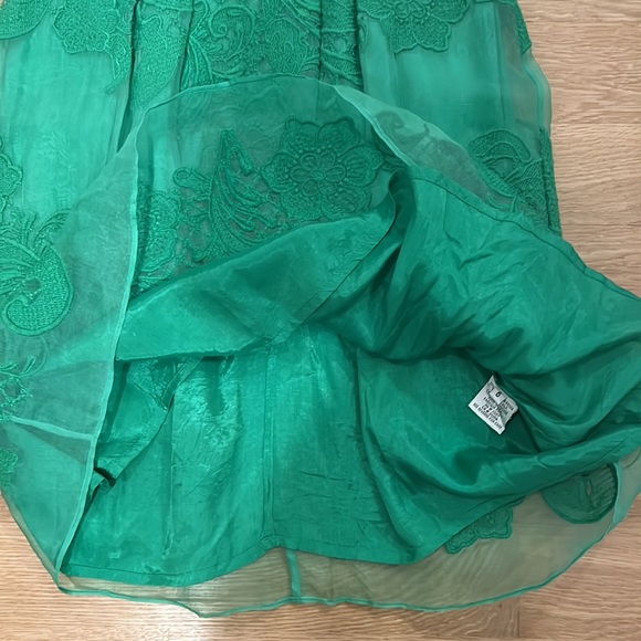Lace Overlay Silk Green Dress Size 6 - Picture 5 of 12